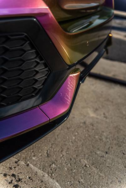 Réalisation d'un semi-covering avec dégradé de couleur effet Caméléon doté d'une extrême brillance sur Honda Civic à Lanester